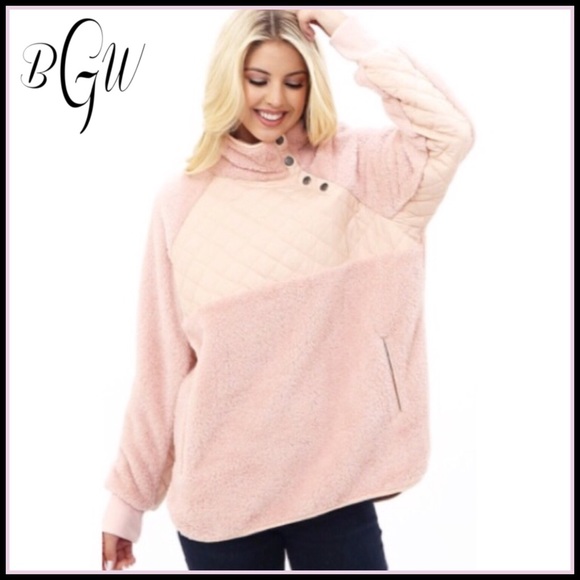 🆕5⭐️BEST SELLER Gorgeous Faux Fur Top - Picture 2 of 4